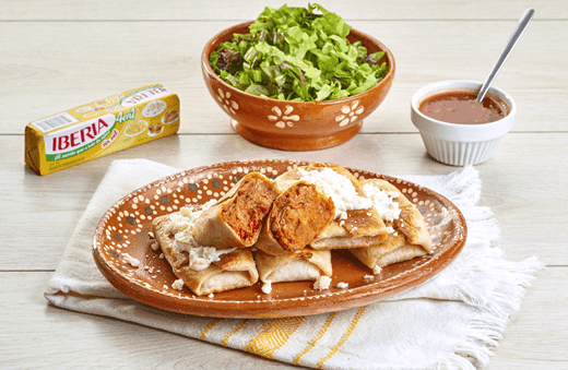 recipe image Chimichangas de res con frijoles